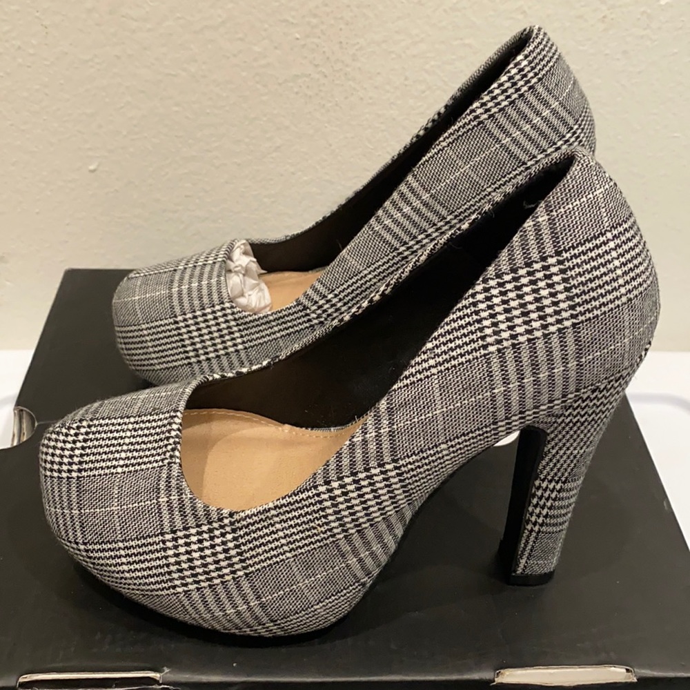 Size 7 - Torrid Plaid Platform Heels